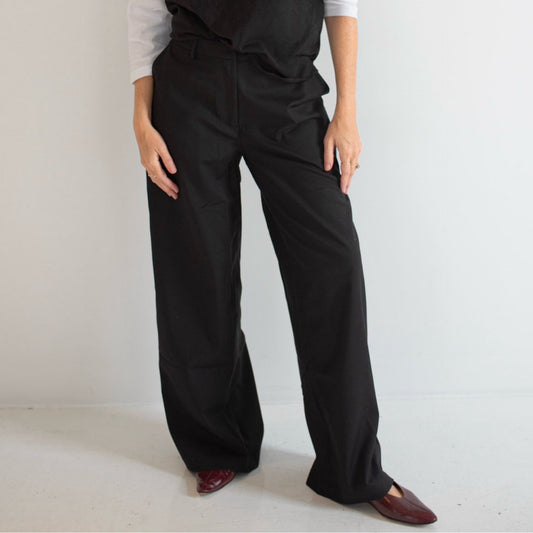SLOUCH trousers